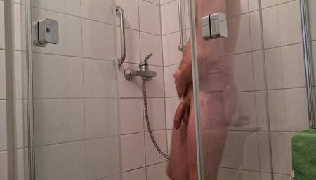 I'm going to take a shower alone! - Onlyfans