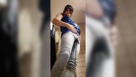 Sissy peeing i jeans and panties