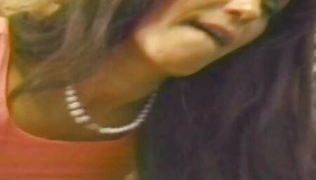 Stunning babe interracial fucked in threesome