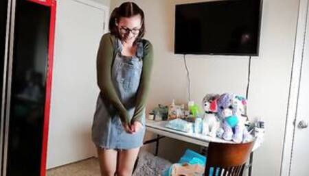 Miss Malorie Switch - Daddy’s Girl Gets Ready For Practice