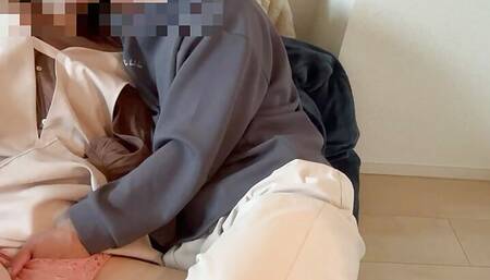 Me, a former idol, and my amateur male partner share our daily lives, have fun at home, and have sex.
