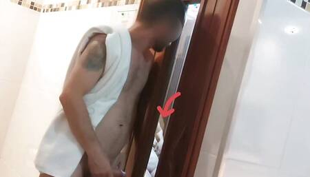 I found the naked milf in the sauna, I masturbate and get caught, the fuck was inside the sauna