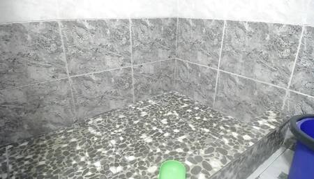 Anal slut Lara White sissy big dildo anal masturbation in the shower