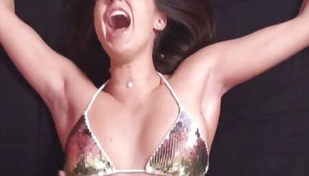 Gorgeous Lindsey Leigh!