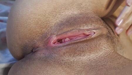 Perfect Alice Plays A Rich Masturbation, Uses Her Big Dildo On Her Tight Pussy