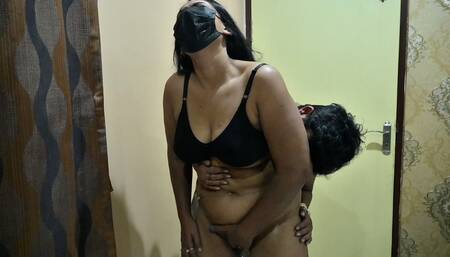 Couple desi sex in the hotel viral clip
