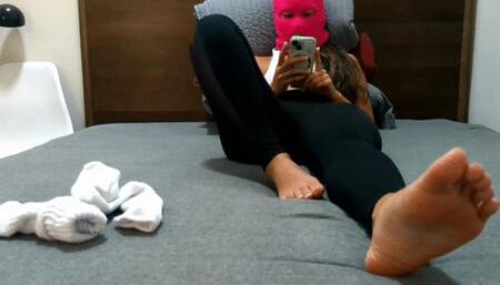 MASKED ASIAN GODDESS IGNORES YOU | Jessica