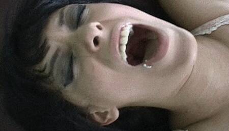 Aubrey is so ticklish it scares her - 1080