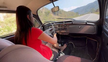 Kalinda picks up Barbara's broken down car