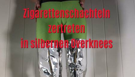 Cigarette packets crushed in silver overkneess - Zigarettenschachteln zertreten in silbernen Overknees