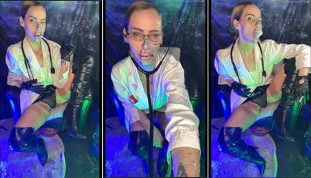 Doc Poison (Wonder Woman) give u a lung check and starts with her smoke therapy part 1