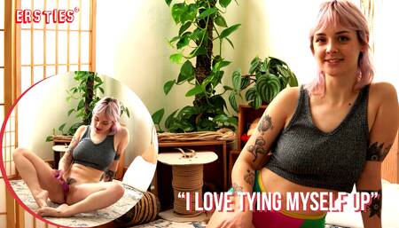 Ersties - Hot American Babe Likes the Feeling of Rope Against Her Skin
