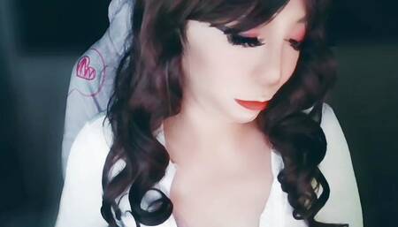 Asian trans in sexy swimsuit waiting to be gangbang