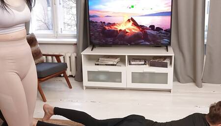 Fit Babe Gets Protein Dosed at the Gym: Hardcore Workout, Flexible Positions, Facial