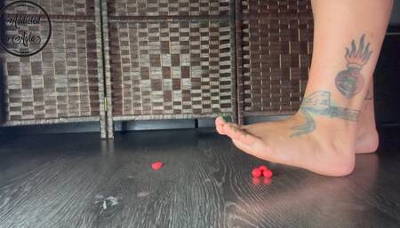 GIANTESS HATES PAPARAZZI 1080p