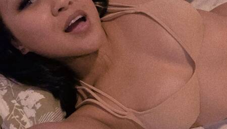 Showing Off My Shaved Pussy ????