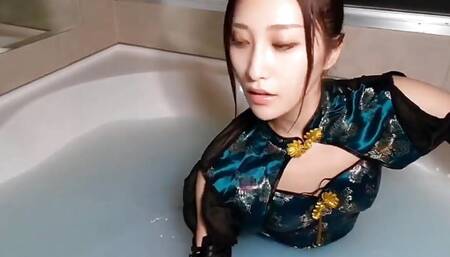 Cosplay at the Bath Room