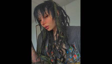 Super creamy wet tight goth pussy