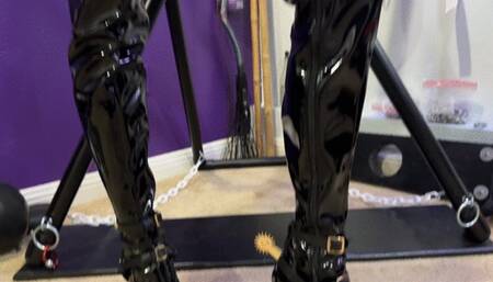 Fetish clothing: spurs