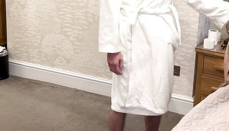 French Arab maid gets screwed by the guest in a German hotel