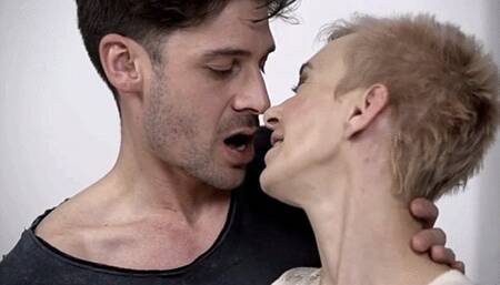 SKINNY TALL SLUT LOVE BIG COCK