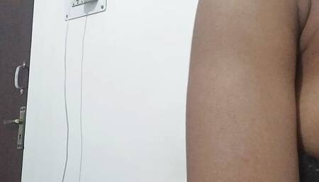 Juliette Wet with her cunt full of fresh creamy