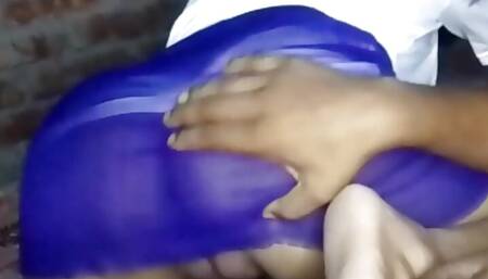 Village Housewife Sonali Movie Dekte Dekte Apni StepBrother Ki Sat Chudai
