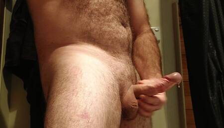Hairy Aussie stud thick cock