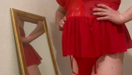 TVMandySpencer showing off like a slut and preparing for a fucking.