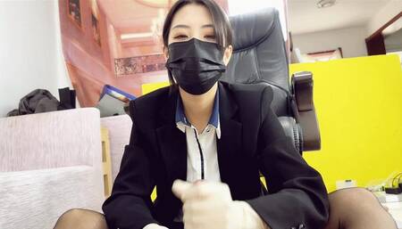 LCT_XG381a Female boss XG Pantyhose Trample Face cock and Surgical Gloves HJ Ejaculation squirts urine a- [Slave live view]