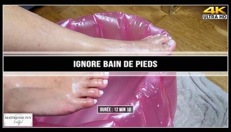 Ignore bain de pieds (4K)