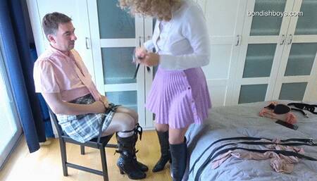 CHAIRTIED BY HELENA & BOOTSNIFFING