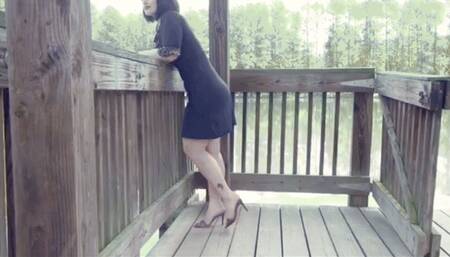 Custom Clip: Walking & Popping in Peeptoe Mules at the Lake Pier