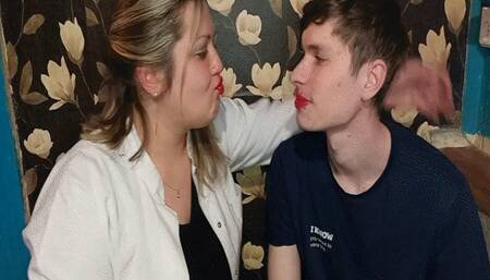 Lipstick kisses in the hospital MP4