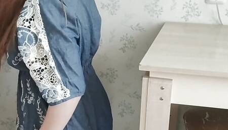 Morning blowjob from a pot-bellied pregnant milf