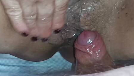 Cum on amateur bbw pussy, with music!