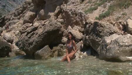 952 Mia Manarote bikiny babe