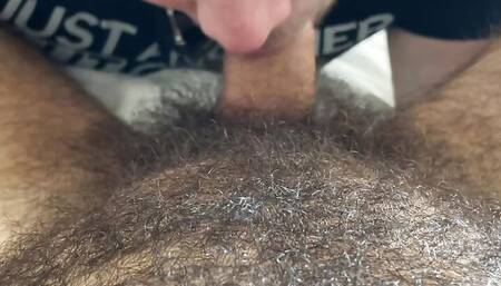 Morning cruising in hotel room ends with blow job
