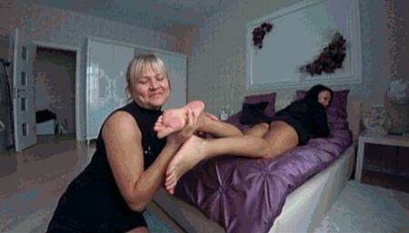 Victoria bites my feet and sucks my toes BIn