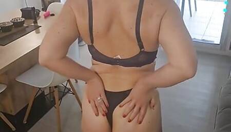 He Fucks My Mature Stepmom Ass and Cums in It