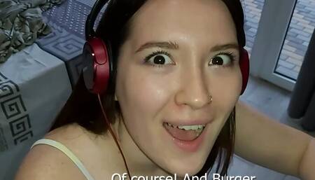 HORNY GAMER GIRL WITH BIG ASS WANTS TO FUCK ME AS A REWARD FOR FRIES