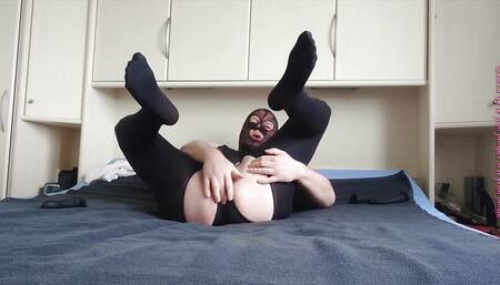 Carmen Nylonjunge is horny 1  stretching
