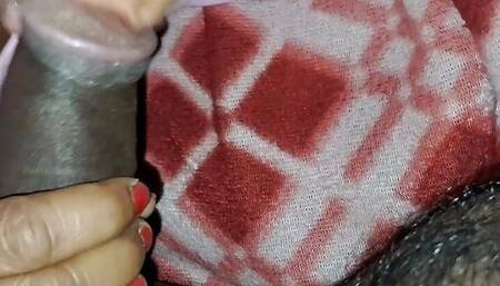 Indian Desi hauswaif Rani bhabhi ki chudayi husband ne room me Utah Utah ke choda Indian Rani bhabhi ki mast