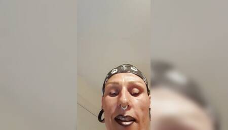 Anal bitch showing dirty body