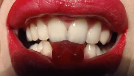 I'll show you power of my ragged teeth