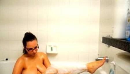 Legacy Content: Liz River Takes a Bath MP4