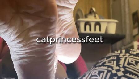 Under my soles, close up details, wrinkled milf feet, ignoring you