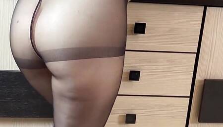 Amateur POV Fuck Step Sister Big Ass in Pantyhose