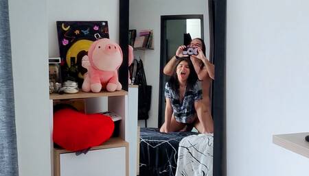 Sexy amateur couple fucking in front of the mirror