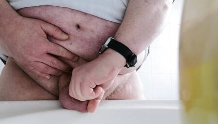 I had to jerk off again in the cage